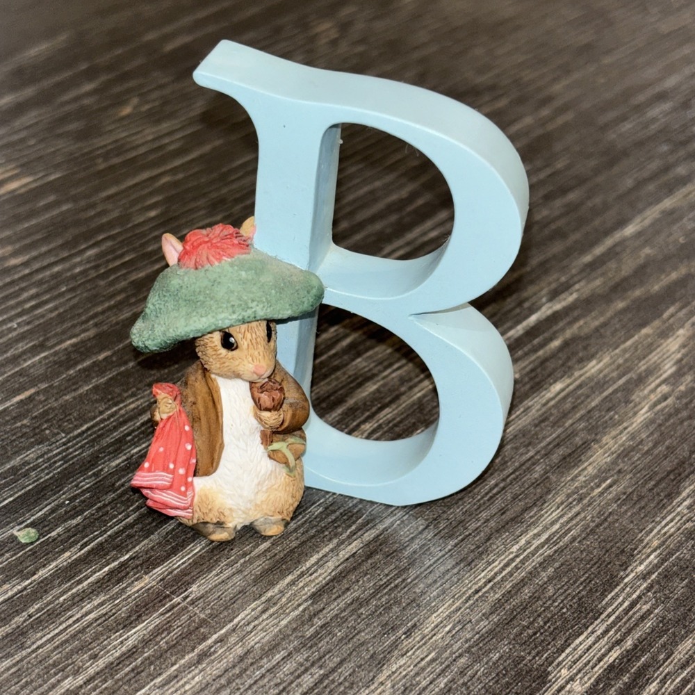 Peter Rabbit Alphabet Figurine Enesco 2005 Letter B Benjamin Bunny A4994